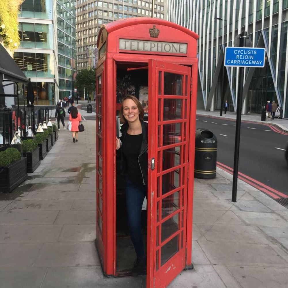 Meet your Posher, Cierra